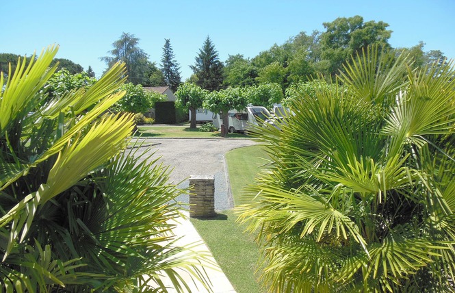 Camping De La Bastide 7 - Pineuilh