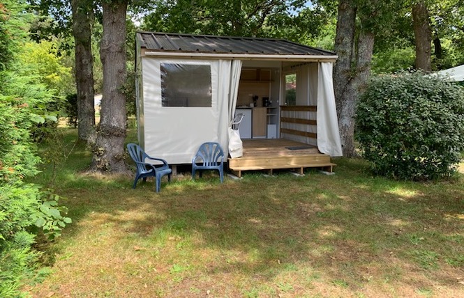 Camping La Chesnays 52 - Vendays-Montalivet