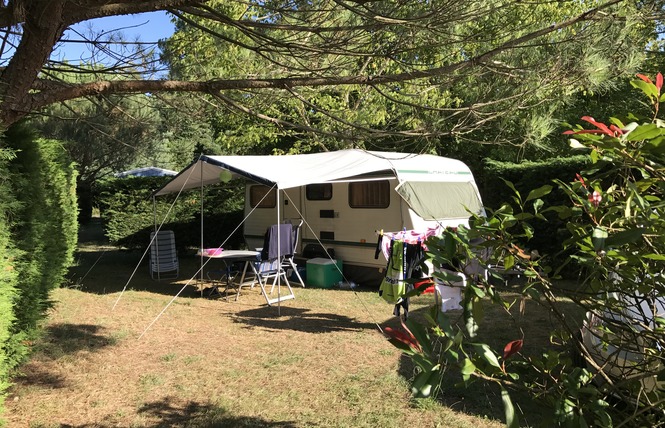 Camping La Chesnays 60 - Vendays-Montalivet