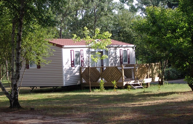 Camping le Chêne du Lac 9 - Bayas