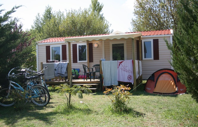 Camping Des Familles 11 - Grayan-et-l'Hôpital